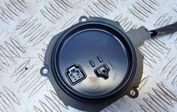 Nissan X-Trail T31 Headlight ballast module Xenon LBNA00C84DR
