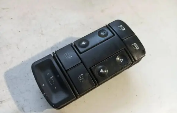 Opel Vectra C Wing mirror switch 13224056 06220T