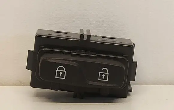 Door (2 Door Coupe)