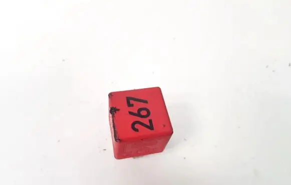 Volkswagen PASSAT B5 Other relay 899519000 443919578c