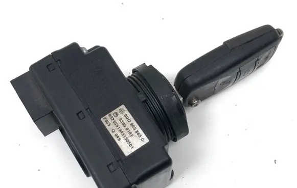 Audi A8 S8 D3 4E Ignition lock 3D0905865C 33300101