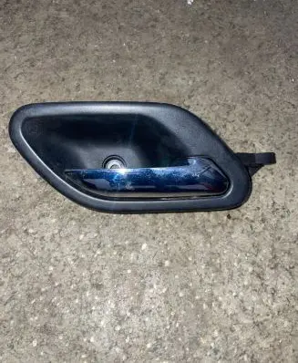 BMW 5 E39 Rear door interior handle 8226050