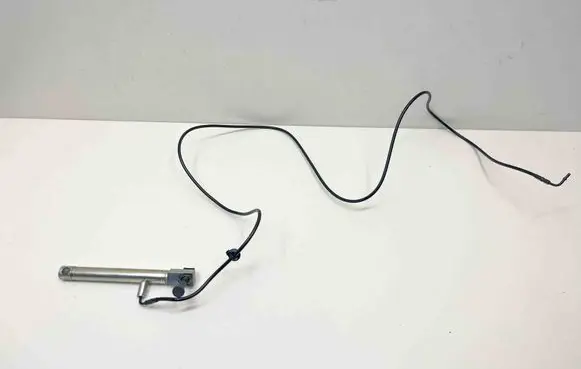 Mercedes-Benz SL R230 Convertible roof main ram cylinder A2308001472 2308001472