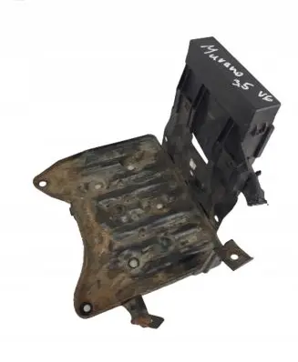 Battery tray