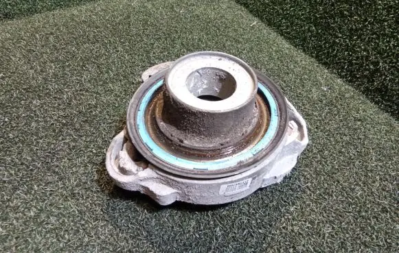 Citroen Jumper Front upper strut mount 01374667080