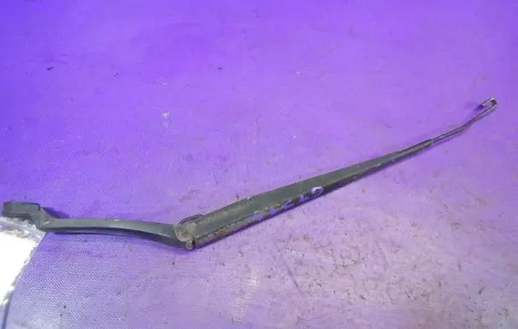 Hyundai Tucson JM Front wiper blade arm 00s510141