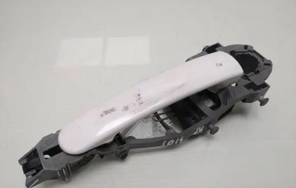 Volkswagen Golf V Front door exterior handle 1k0837885A 1k0837886a 3b0837207