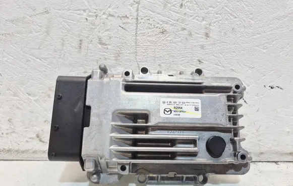 Mazda CX-7 Reducing agents exhaust control unit R2AX18701F