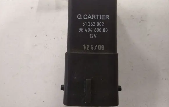 Citroen C5 Glow plug pre-heat relay 51252002 9640469680