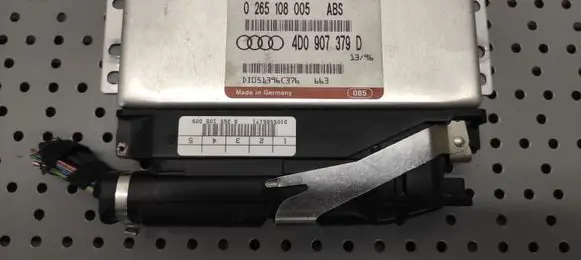 Audi A4 S4 B5 8D ABS control unit/module 0265108005 4D0907379D DI051396C376