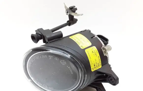 Volvo C70 Front fog light 31213176 0305065002