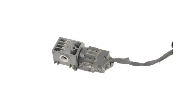 Hyundai Santa Fe Airbag deployment crash/impact sensor 959303L100 17070109