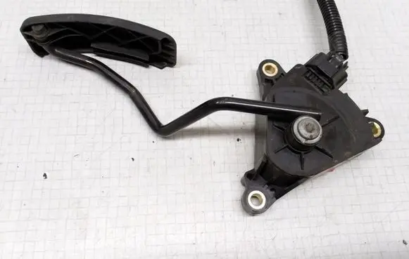 Renault Scenic II - Grand scenic II Accelerator throttle pedal 8200159647