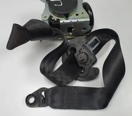 Land Rover Discovery Sport Front seatbelt 628633700