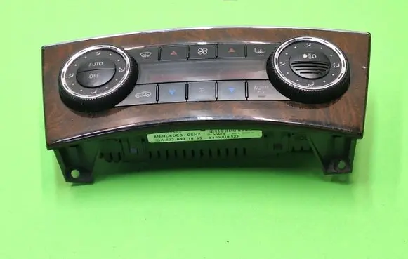 Mercedes-Benz C W203 Climate control unit A2038301985 9140010523
