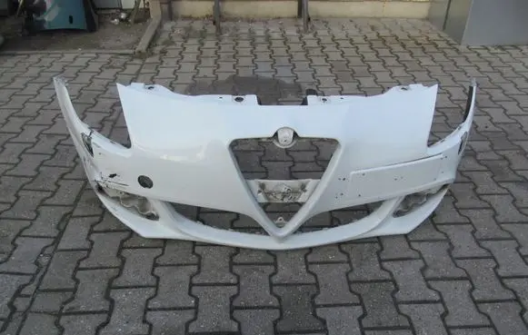 Alfa Romeo Giulietta Front bumper 156085887