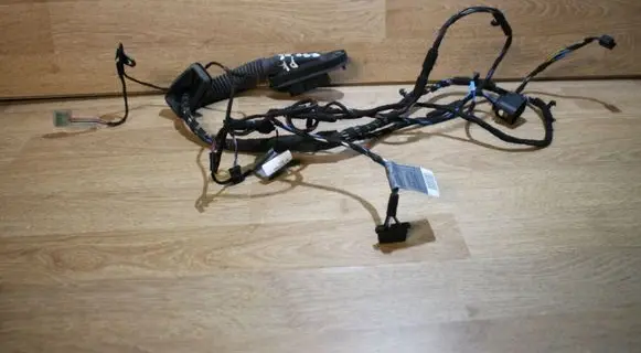 BMW 3 E90 E91 Front door wiring loom 693659105