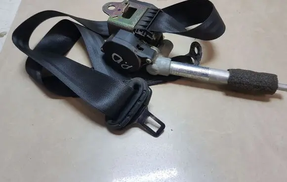 Audi A6 S6 C4 4A Front seatbelt E1040062 4A0857706AE