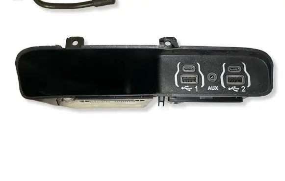 Chrysler Pacifica USB socket connector 53466960