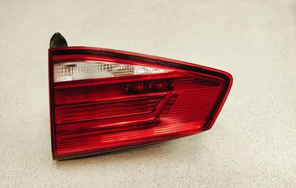 Volkswagen PASSAT B8 Tailgate rear/tail lights 195296 A046341 R1Y02