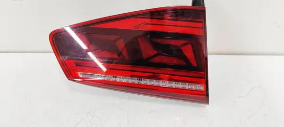 Volkswagen PASSAT B8 Tailgate rear/tail lights 3G9945307H 81880101