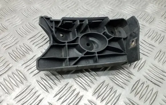 Seat Altea Front bumper mounting bracket 5P0807183A
