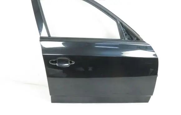 BMW X3 E83 Front door