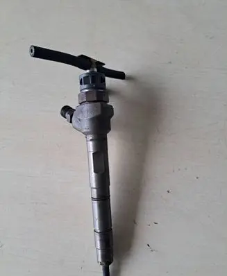 Volkswagen PASSAT B7 Fuel injector 0445110 887R2A2 03L130277J