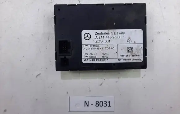 Mercedes-Benz E W211 Gateway control module A2114452500