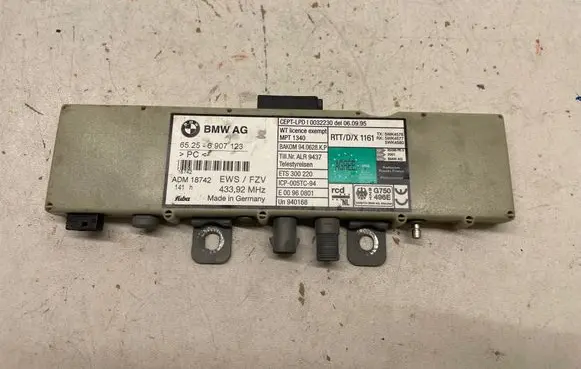 BMW 3 E46 Antenna control unit 6907123 65256907123