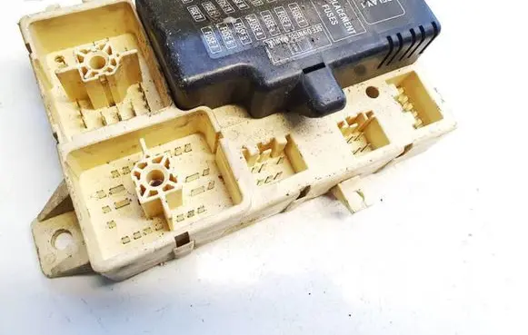 Jaguar S-Type Fuse box set 0513041 4r8t14a067ab