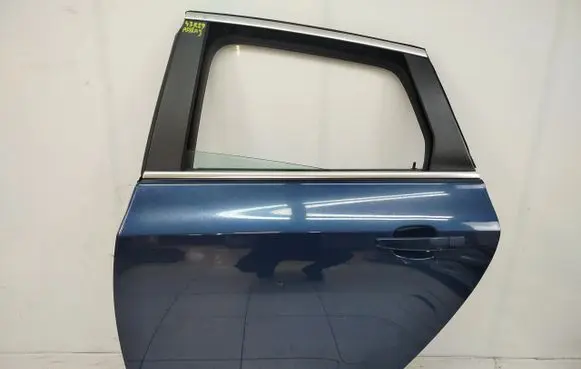 Opel Astra J Rear door 43R29