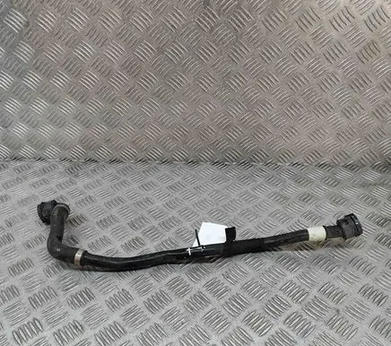 BMW iX Engine coolant pipe/hose 8475135