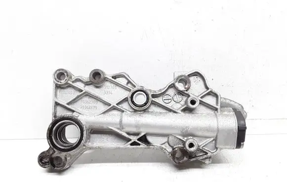 Mercedes-Benz E C207 W207 Oil filter mounting bracket 70362380 70362379