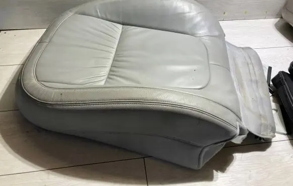 Jaguar XF X250 Seat trim 