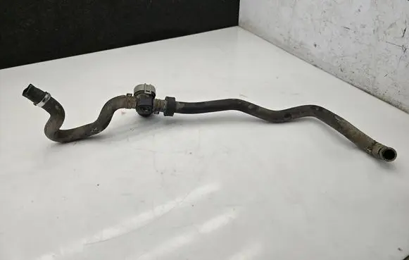 Volkswagen Crafter Engine coolant pipe/hose 9065011684