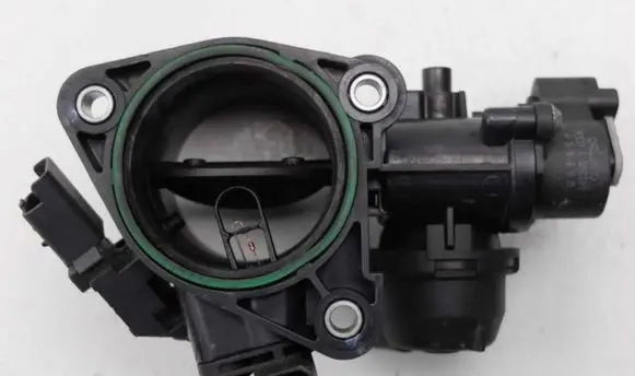 Ford Focus Throttle body valve 6G9Q9E926AE