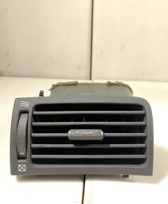 Toyota Avensis T250 Dashboard side air vent grill/cover trim 8221