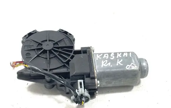 Nissan Qashqai Front door window regulator motor 402033E 2033