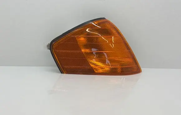 Mercedes-Benz SL R129 Front indicator light 1305231911 211222