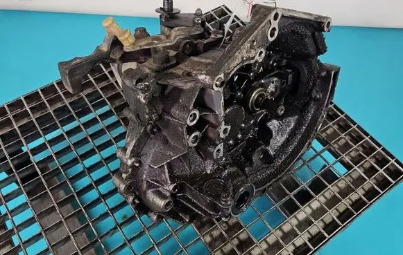 Citroen C4 I Manual 5 speed gearbox 20CQ15 IMPRK1602692