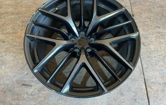 Nissan GT-R R20 alloy rim 5X114