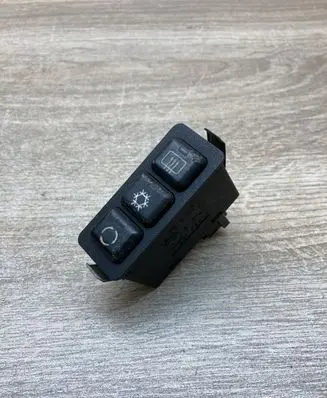 BMW 5 E34 Air conditioning (A/C) switch 1391764 03051000