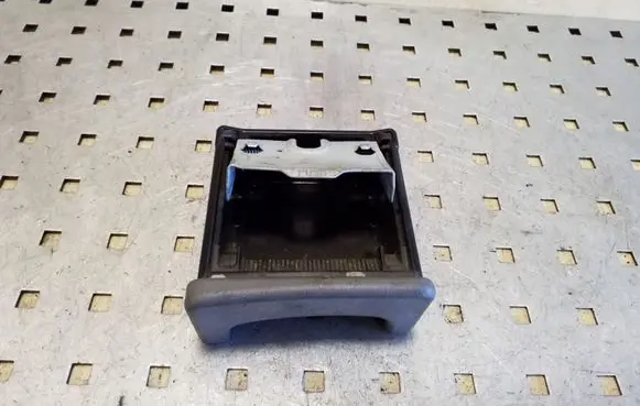 Ashtray (front)