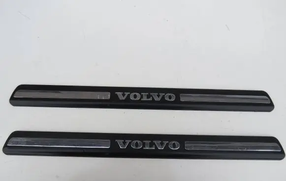 Volvo XC90 Front sill trim cover 8659960
