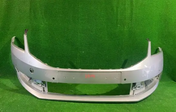 Skoda Octavia Mk3 (5E) Front bumper 5E0807221N