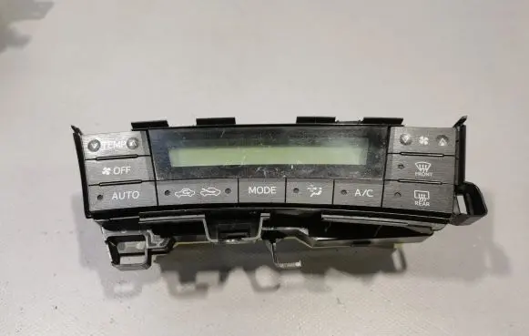 Toyota Prius (XW30) Climate control unit