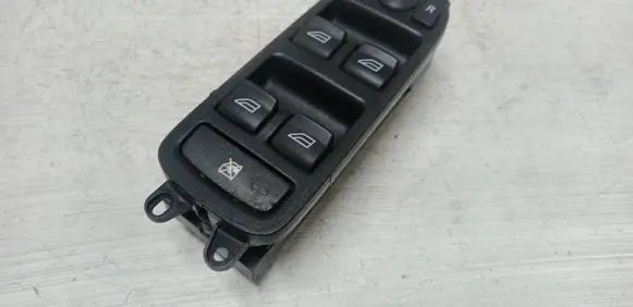 Volvo V50 Electric window control switch 30710788 30710787 30710789