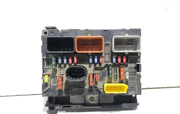 Peugeot 307 BSM Control unit 9664055780 L11