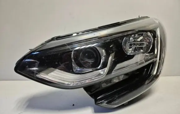 Renault Megane IV Headlight/headlamp